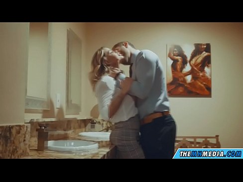 ❤️ Kapag ang isang busty blonde seduces sa isang pampublikong banyo ☑ Sex video sa amin tl.quizfarmature.ru ❌️❤